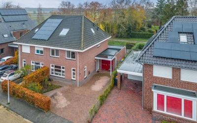 Ahornhout 13