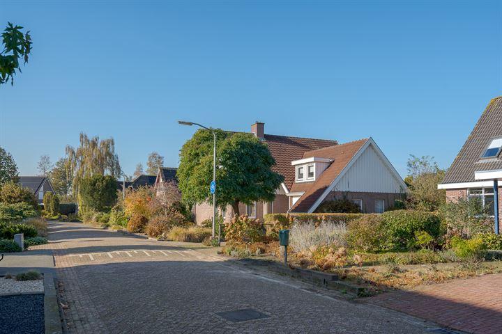 Vrijstaande woning te koop: Pinksterbloem 14, Beilen