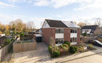 Veenakker 78