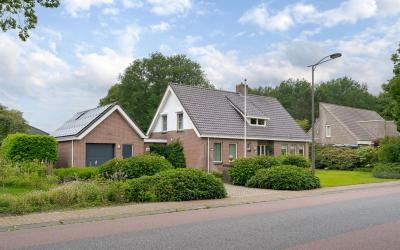 Oosteinde 31