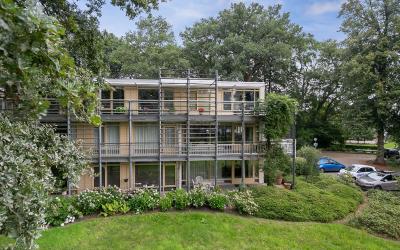 Het Hof van. 28