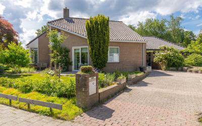 Etten Hiddi. 13