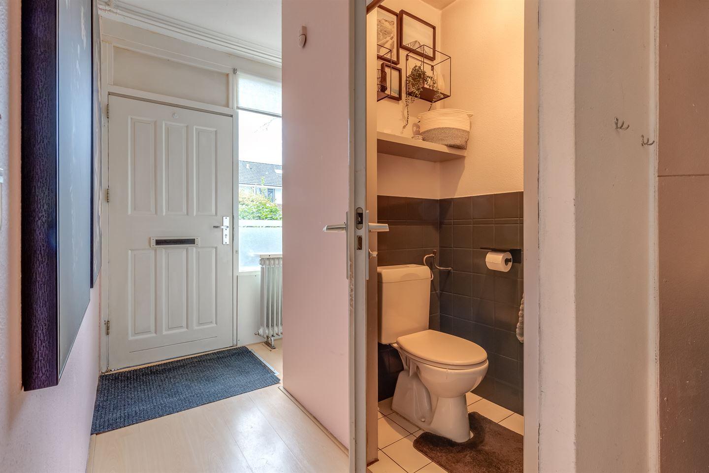Tussenwoning te koop: Eikenhage 8, Stadskanaal