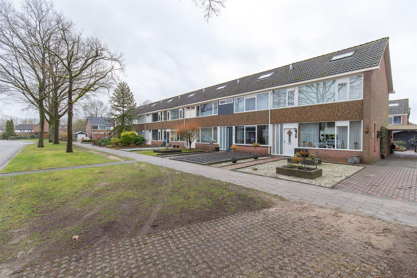 Tussenwoning te koop: Eikenhage 8, Stadskanaal