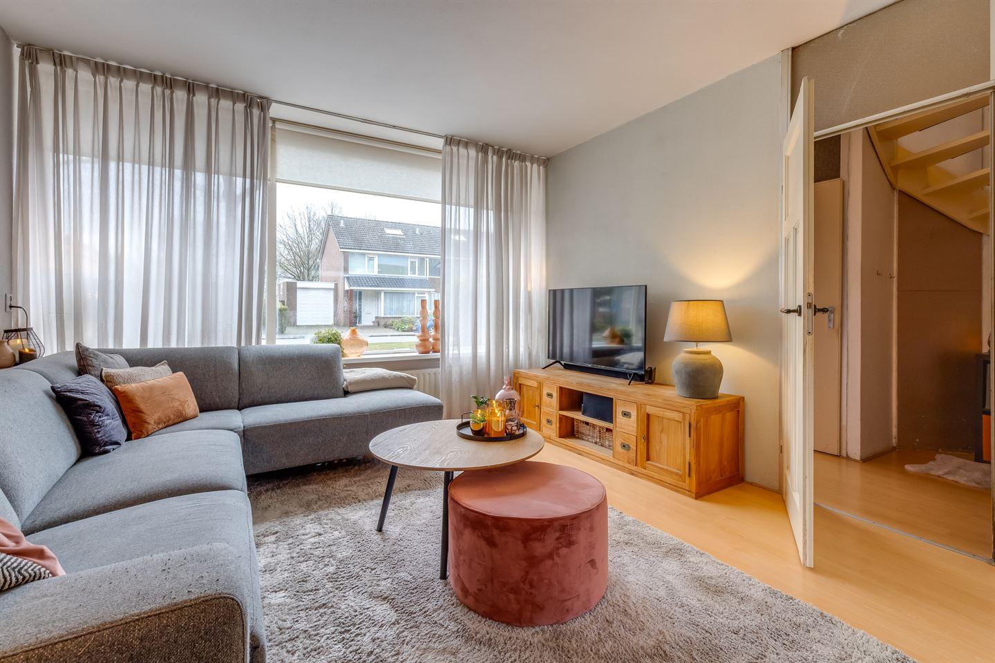 Tussenwoning te koop: Eikenhage 8, Stadskanaal