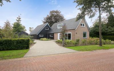 Hoofdstraat 32