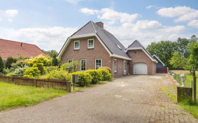 Barnflair West 27