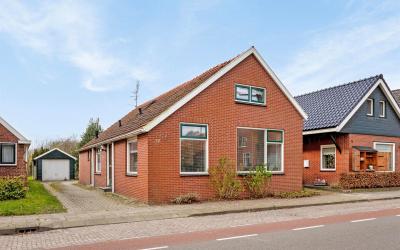 Dorpsstraat 77