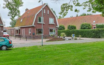 Noordbroeks. 69
