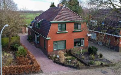 Noordbroeks. 83