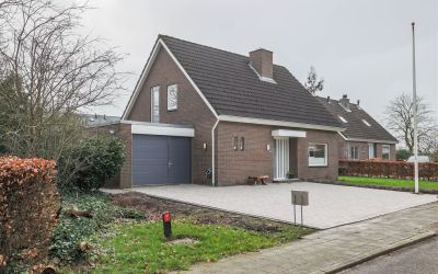 Schout Poelmanweg 25