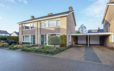 Grote Vaart. 83