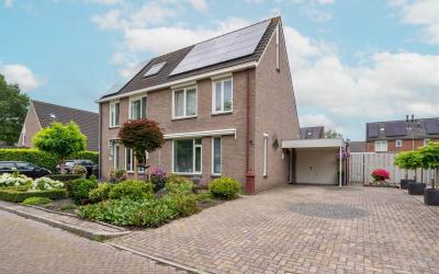 Velthoek 28