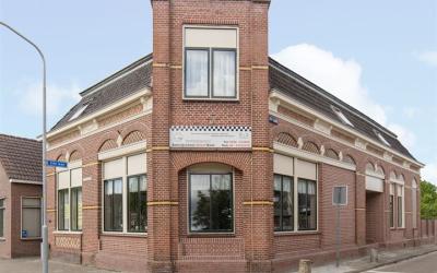 Raadhuisstraat 1
