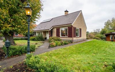 Raadhuiskade 24