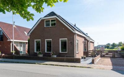 Middenweg 147