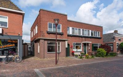 Middenweg 16