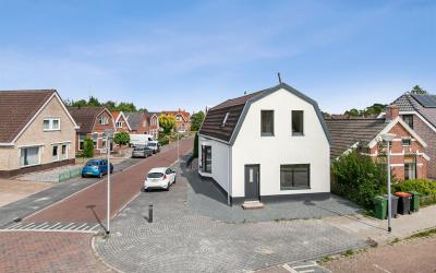 Graaf Adolf. 12