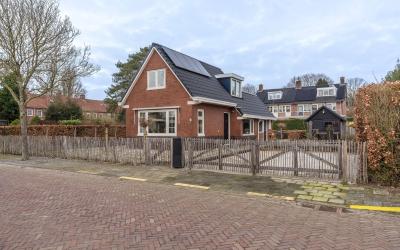 Badhuislaan 1