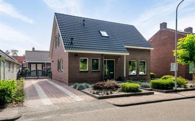 Veenweg 25