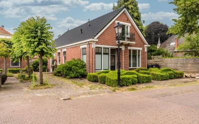 Voorstraat 25