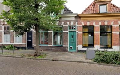 Eerste Hunz. 28