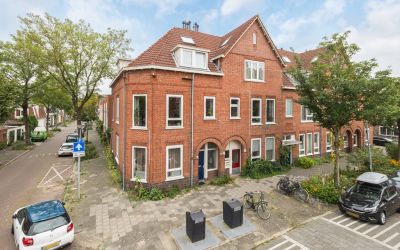 Koninginnel. 57-A