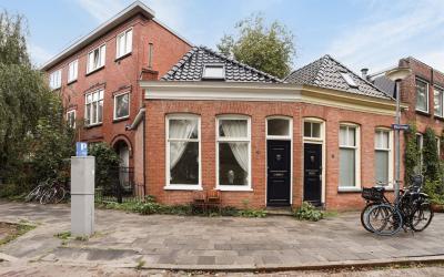 Grachtstraat 18
