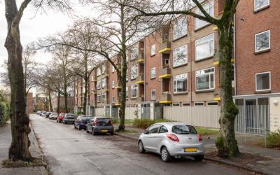 De Genestet. 37