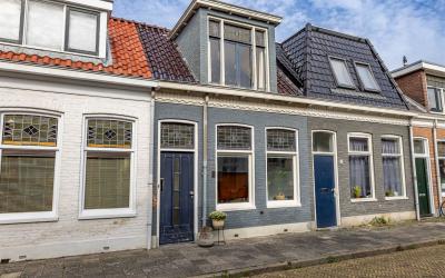 Martenstraat 24