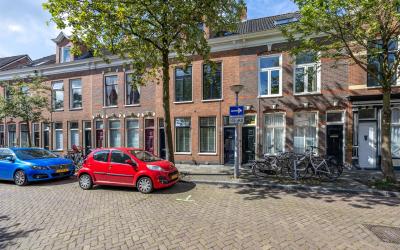 Van Sijsens. 13