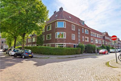 Jan van Galenstraat 2