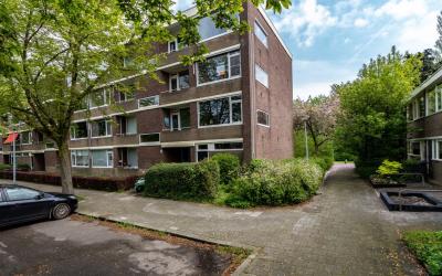 Bremstraat 25
