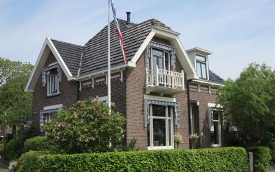 Middenweg 10