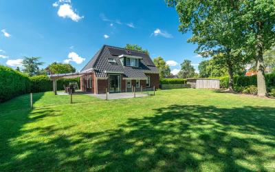 Hoofdweg 28