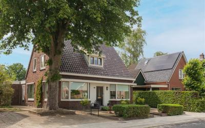 Hoofdweg 102