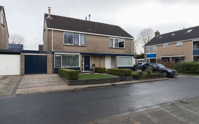 van Houtenstraat 19