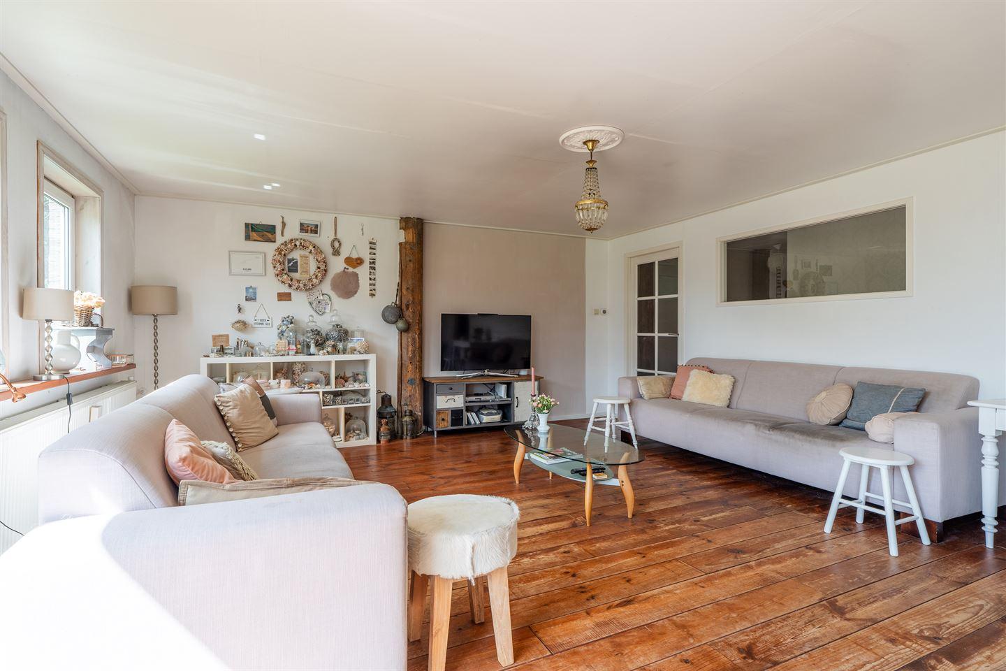Vrijstaande woning te koop: Hoofdstraat 20, Stedum