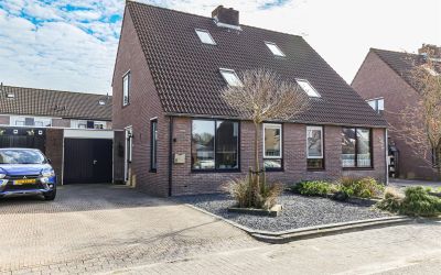 Blauwborg 8