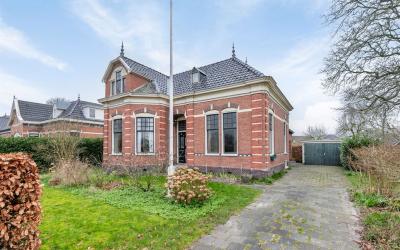 Burgemeeste. 4