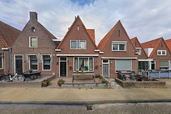 Pastoor van der Weidenstraat 18