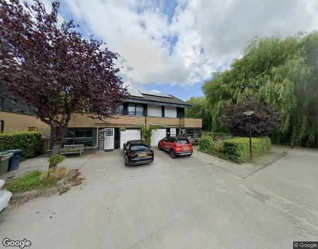 Semesterhof 23