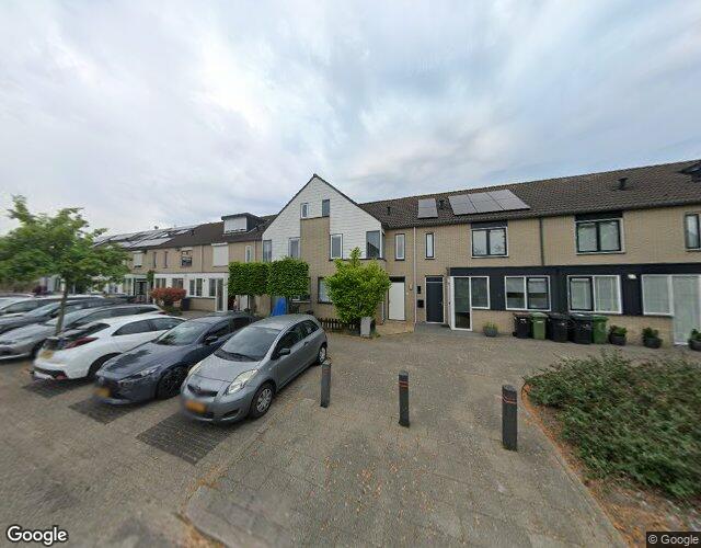Clara Visserstraat 77