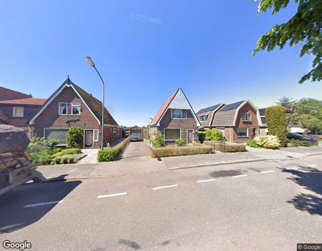 Middenweg 23