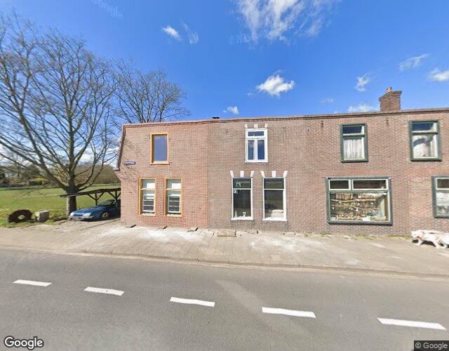 Dorpsstraat 8
