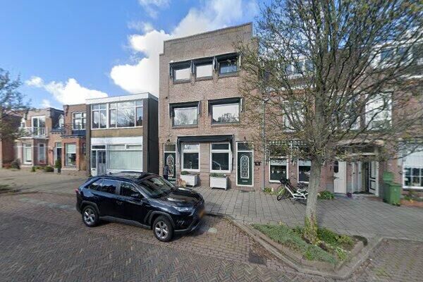 Huygensstraat 15