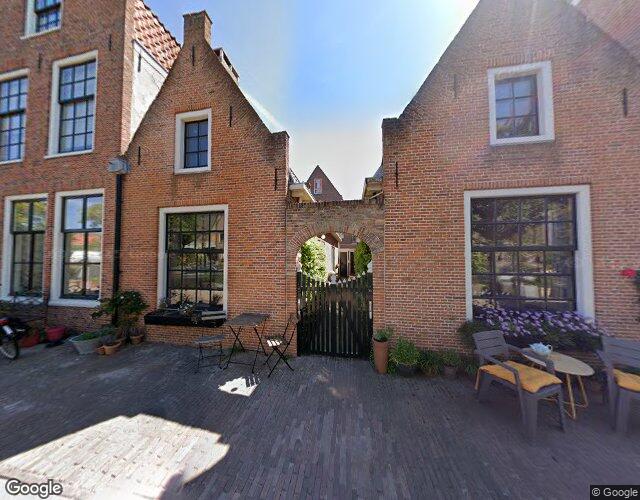 Oranjegracht 97