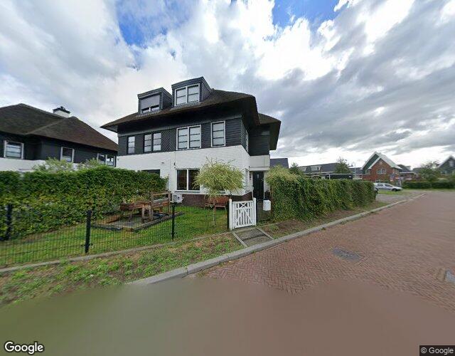 Huis te koop Adriana van Roonlaan 138
