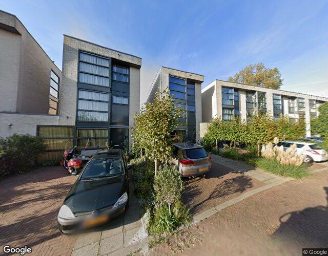 Pieter de Voisstraat 13