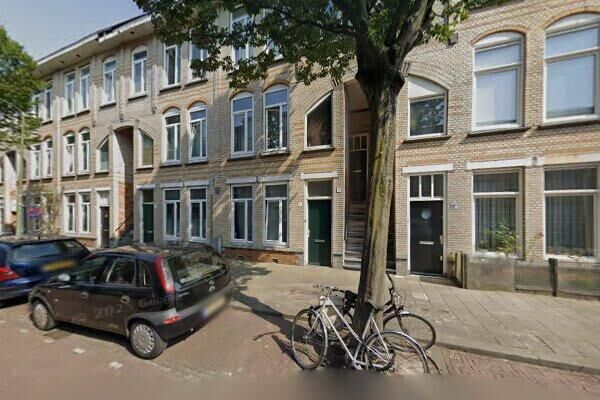 Van de Veld. 76